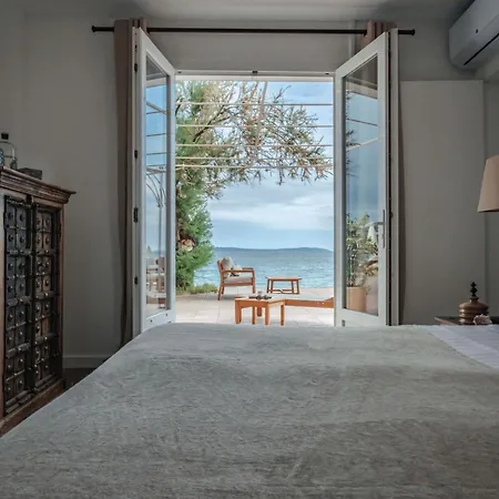 Surplage Cavaliere 酒店 勒拉旺杜