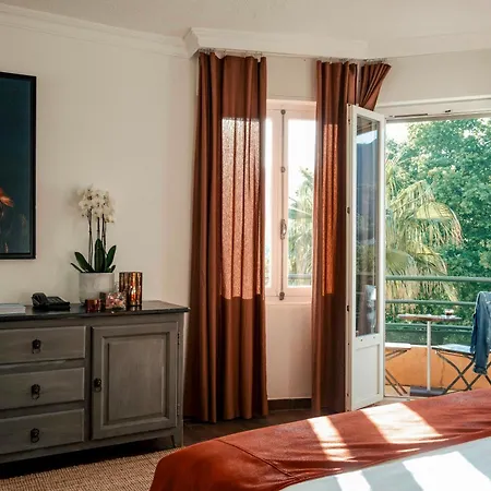 Surplage Cavaliere 3*