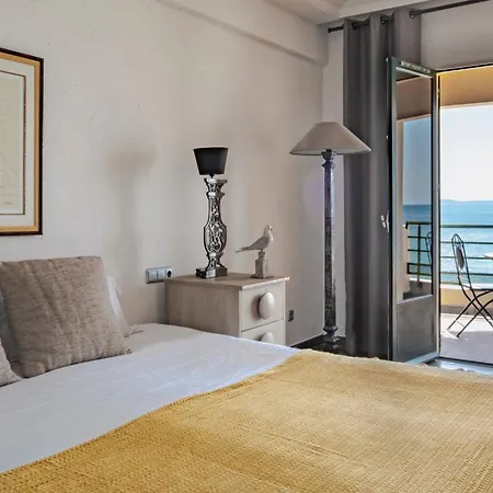 酒店 Surplage Cavaliere 3*