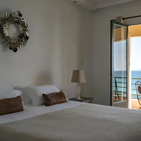 Surplage Cavaliere 3*