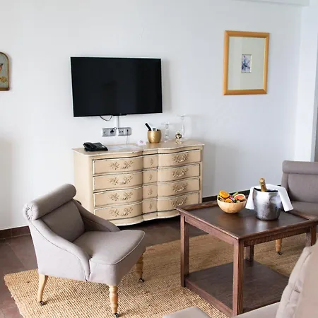 Surplage Cavaliere 3* 勒拉旺杜