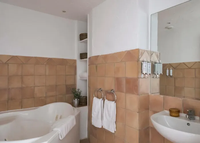 Surplage Cavaliere Hotel Le Lavandou